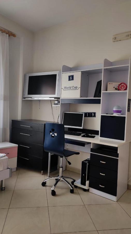 Lolu Apartment Plus Privat Parking Vlorë Buitenkant foto