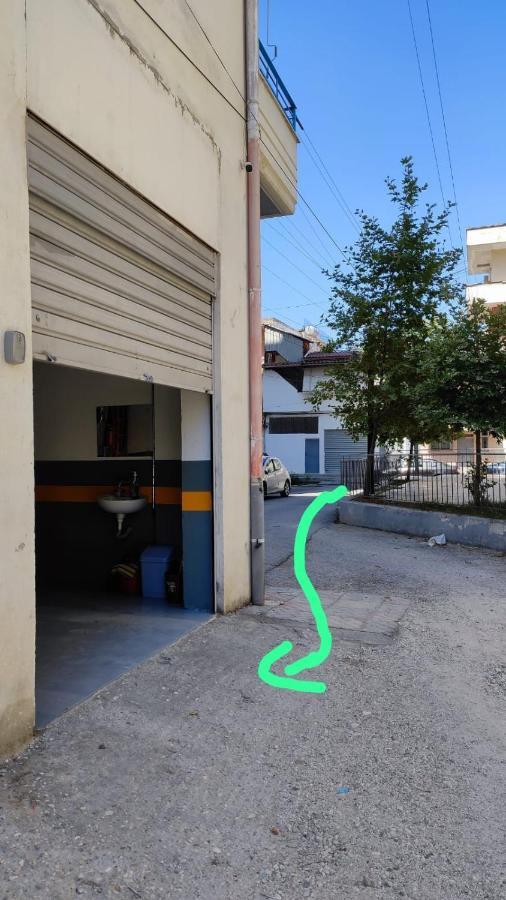 Lolu Apartment Plus Privat Parking Vlorë Buitenkant foto