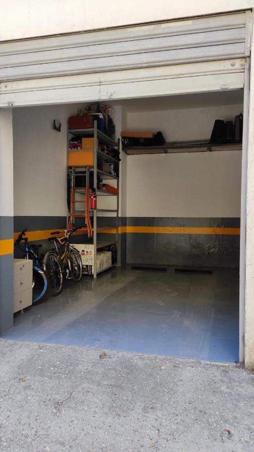 Lolu Apartment Plus Privat Parking Vlorë Buitenkant foto